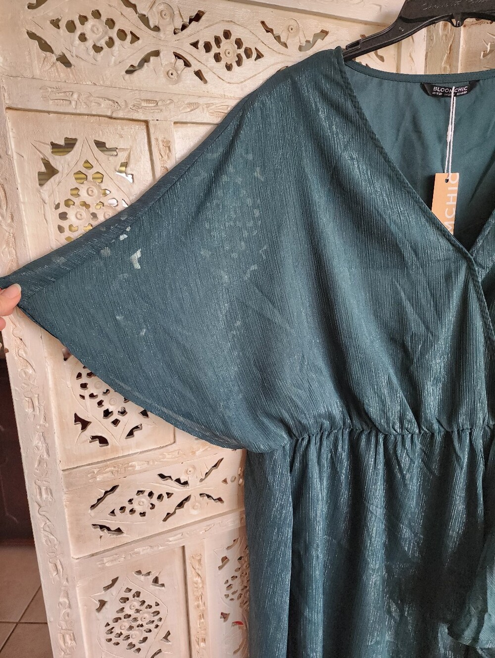 NWT Bloomchic Green Dress- Size 18-20 - Picture 4 of 8